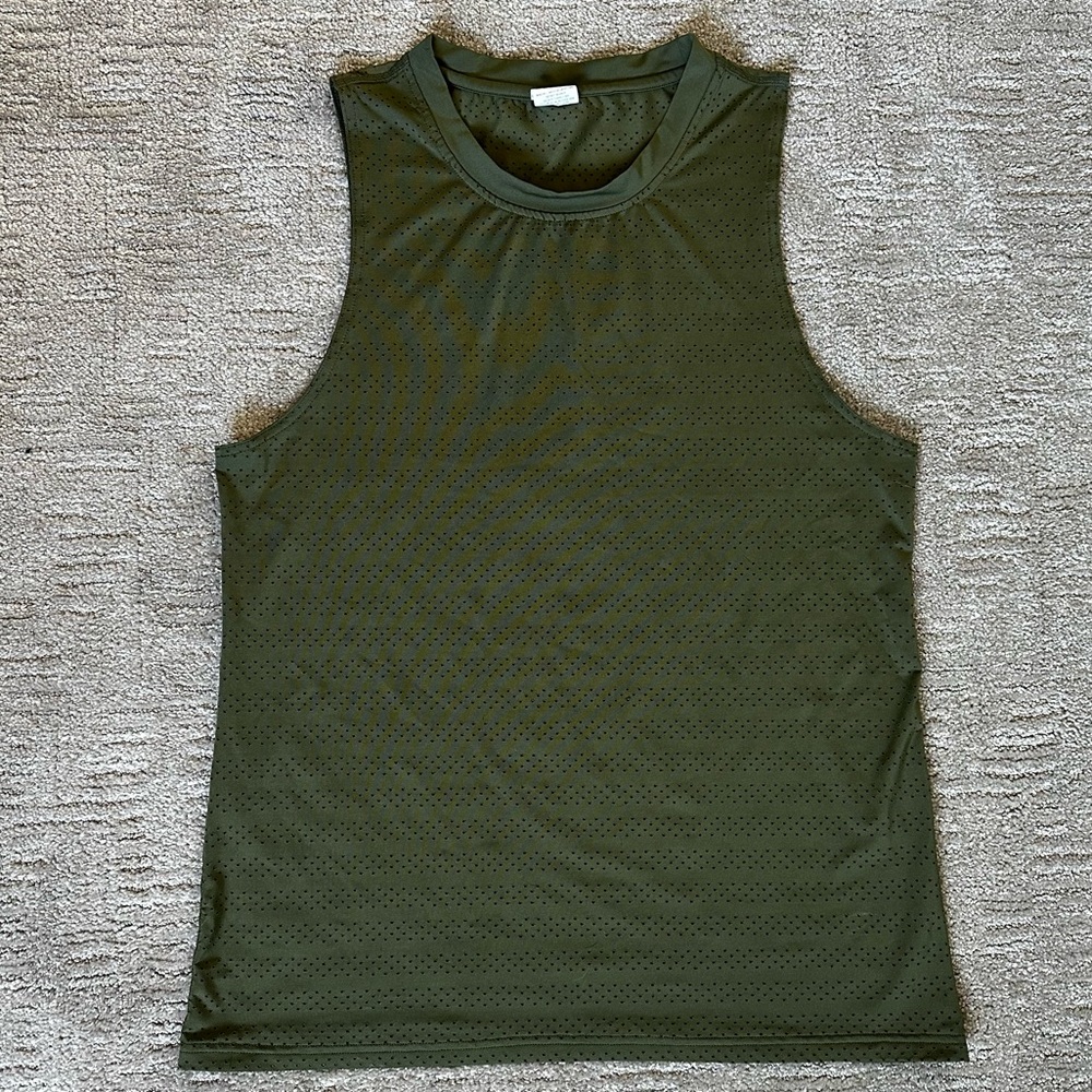 Zyia Active Chill Perforated Tank Top Large-Olive